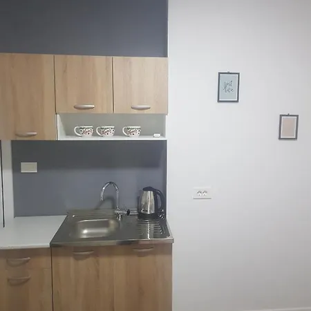 Ana 招待所 Ljubuški